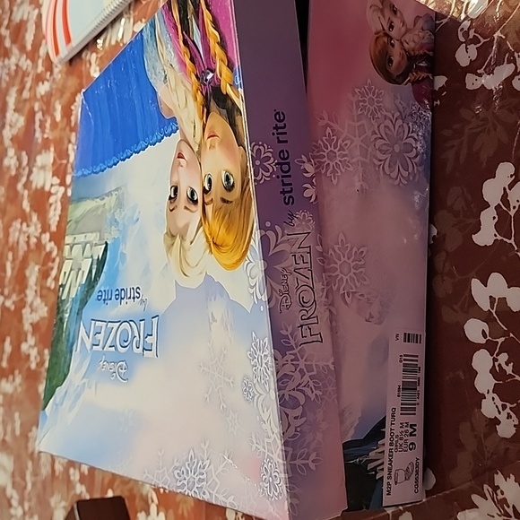 Girls size 9M sneaker boot Disney Frozen - Picture 11 of 11